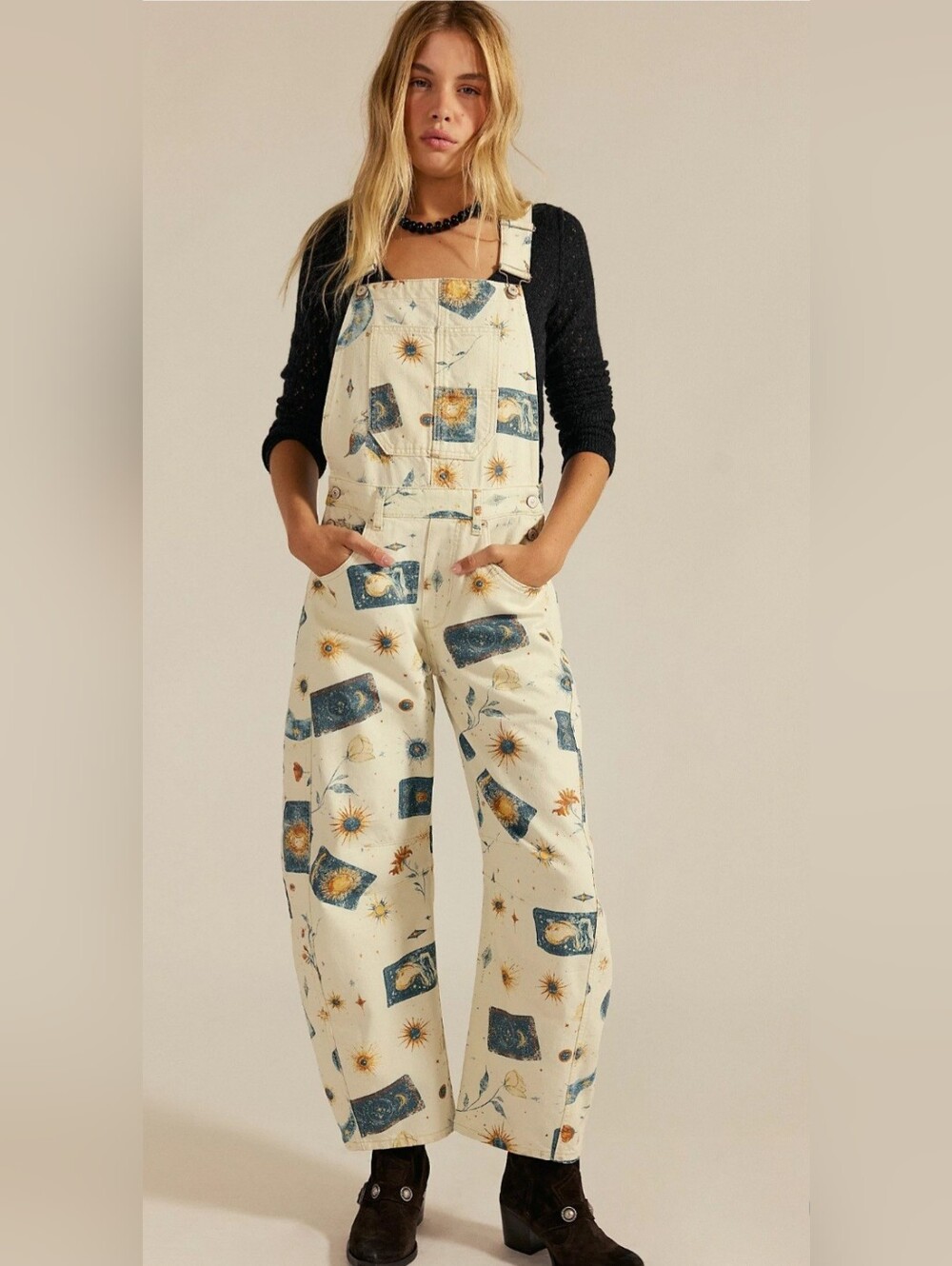 WE THE FREE PEOPLE GOOD LUCK BARREL PRINTED OVERALLS
